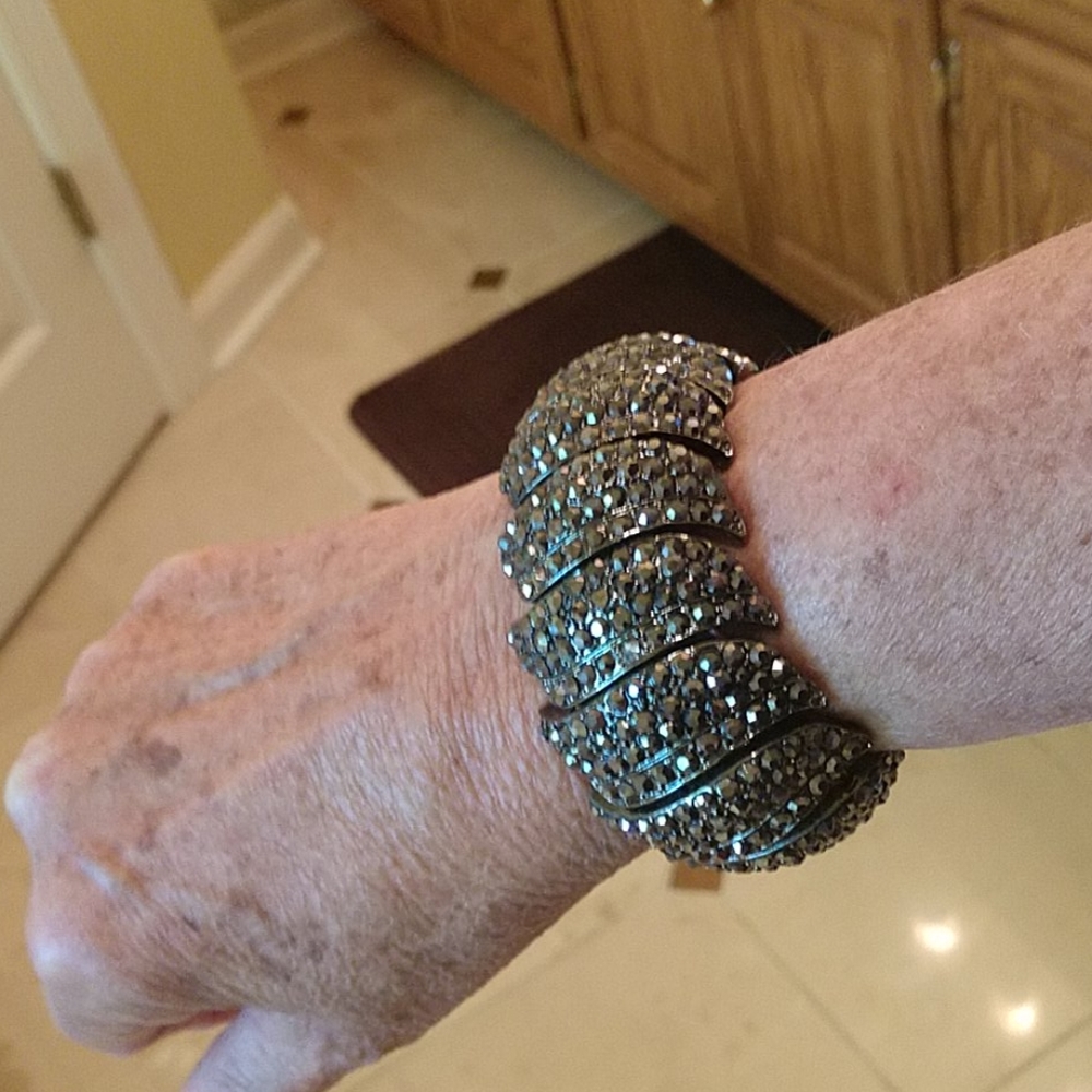 Cache Stretchy bling bracelet